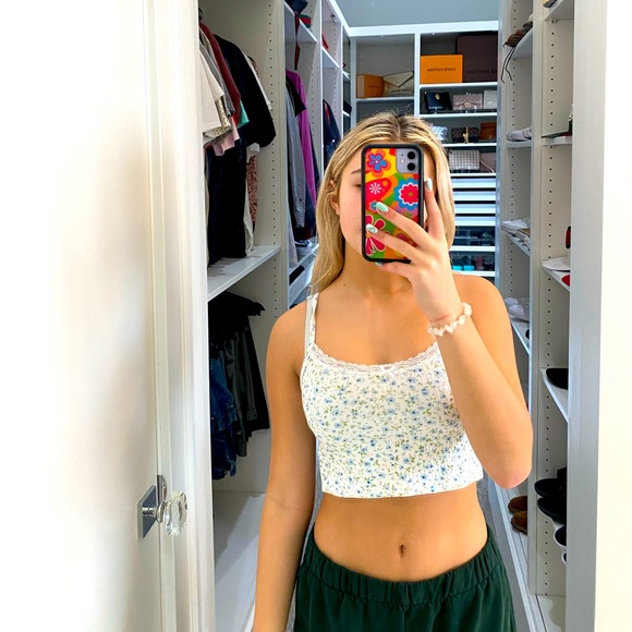 Brandy Melville Tops - Brandy Melville Floral Tank